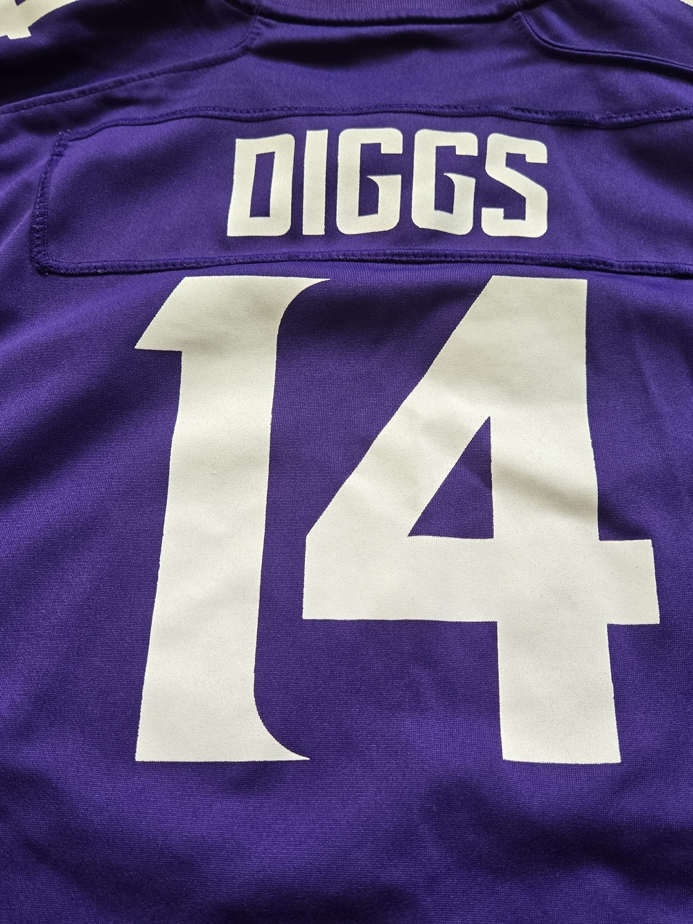Nike NFL Vikings Stefon Diggs #14 Youth Large Jersey Purple On Field - Picture 3 of 5